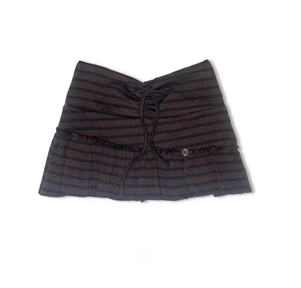 ストライプボタンフリルスカート