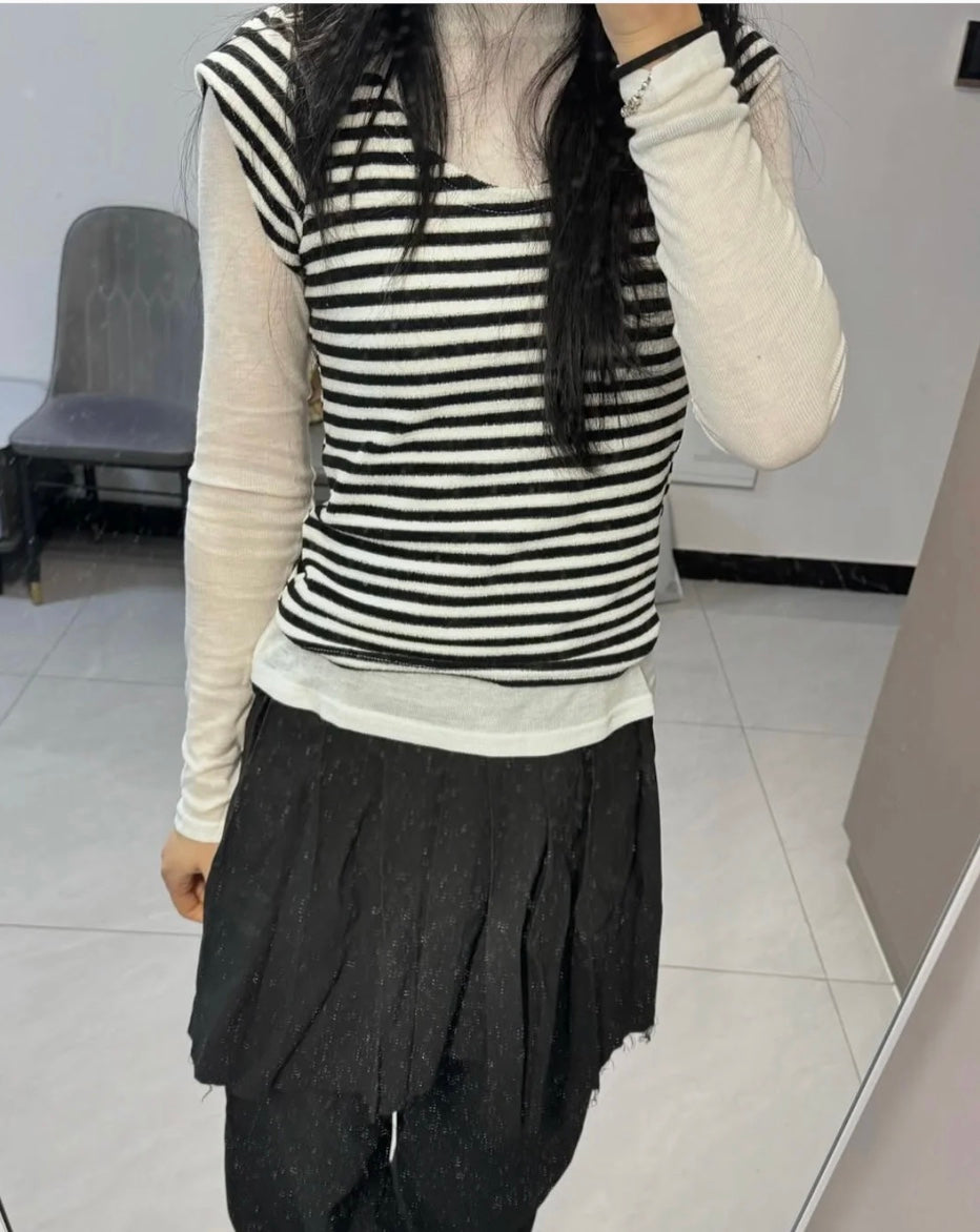 レトロブロッキングストライプニット T