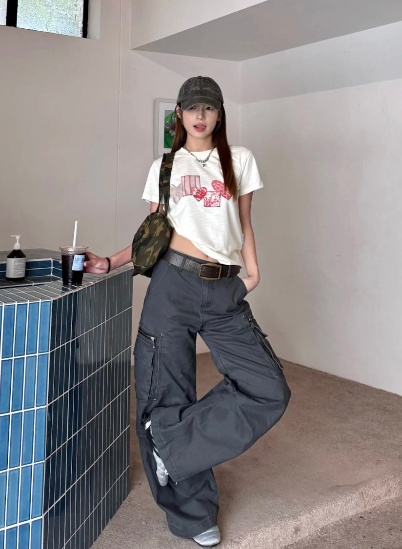 ドリーミーハートグラフィックTシャツ