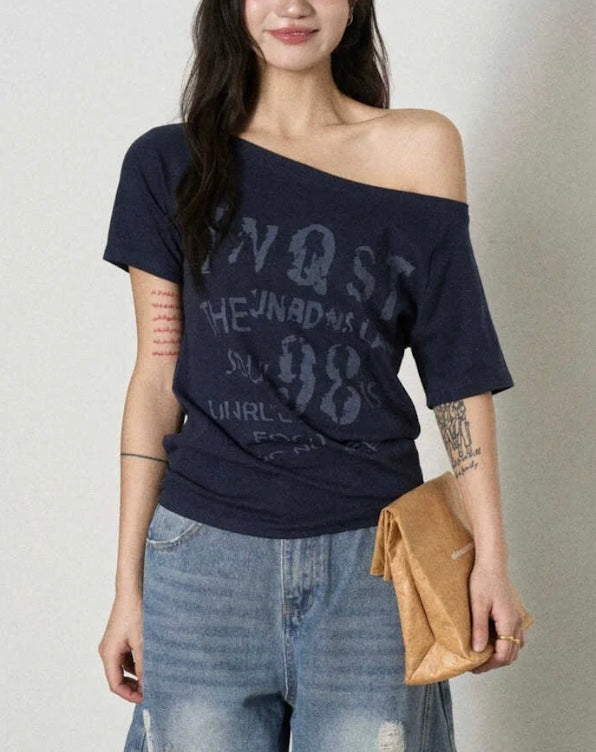 ヴィンテージグランジロゴTシャツ