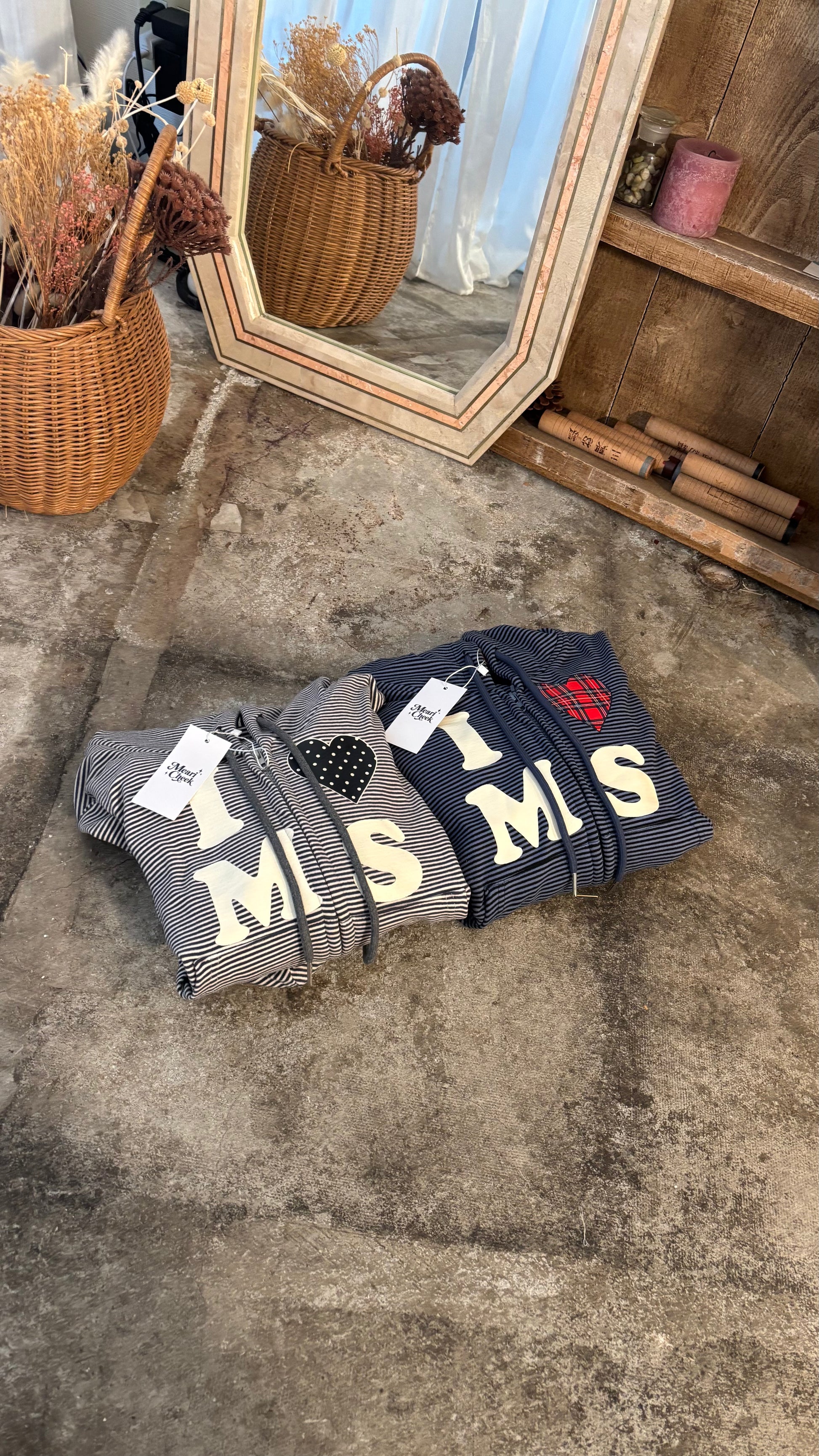 アメリカンヴィンテージラブレターパーカー