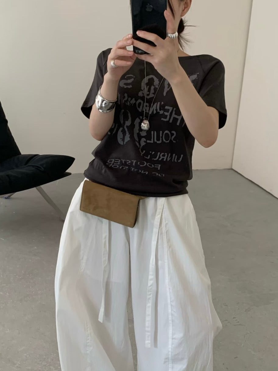 ヴィンテージグランジロゴTシャツ