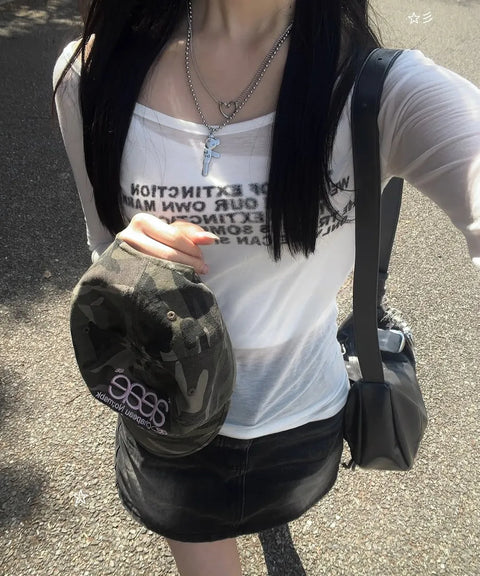 Y2Kロゴオフショルフィットトップス