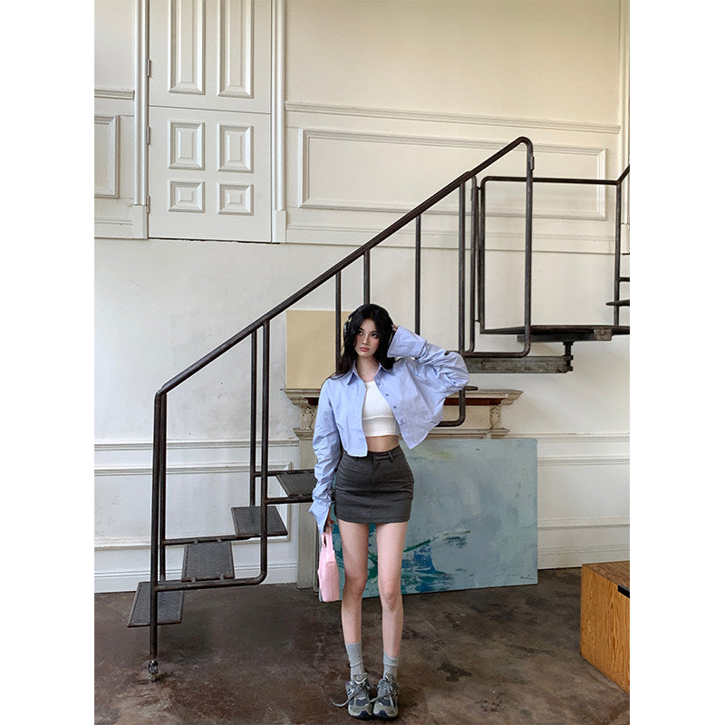 クロップドスリムブルーシャツ