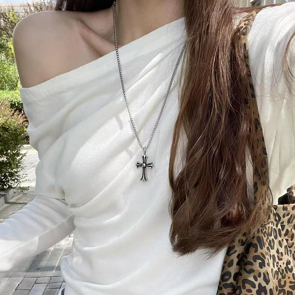 ヴィンテージクロスネックレス