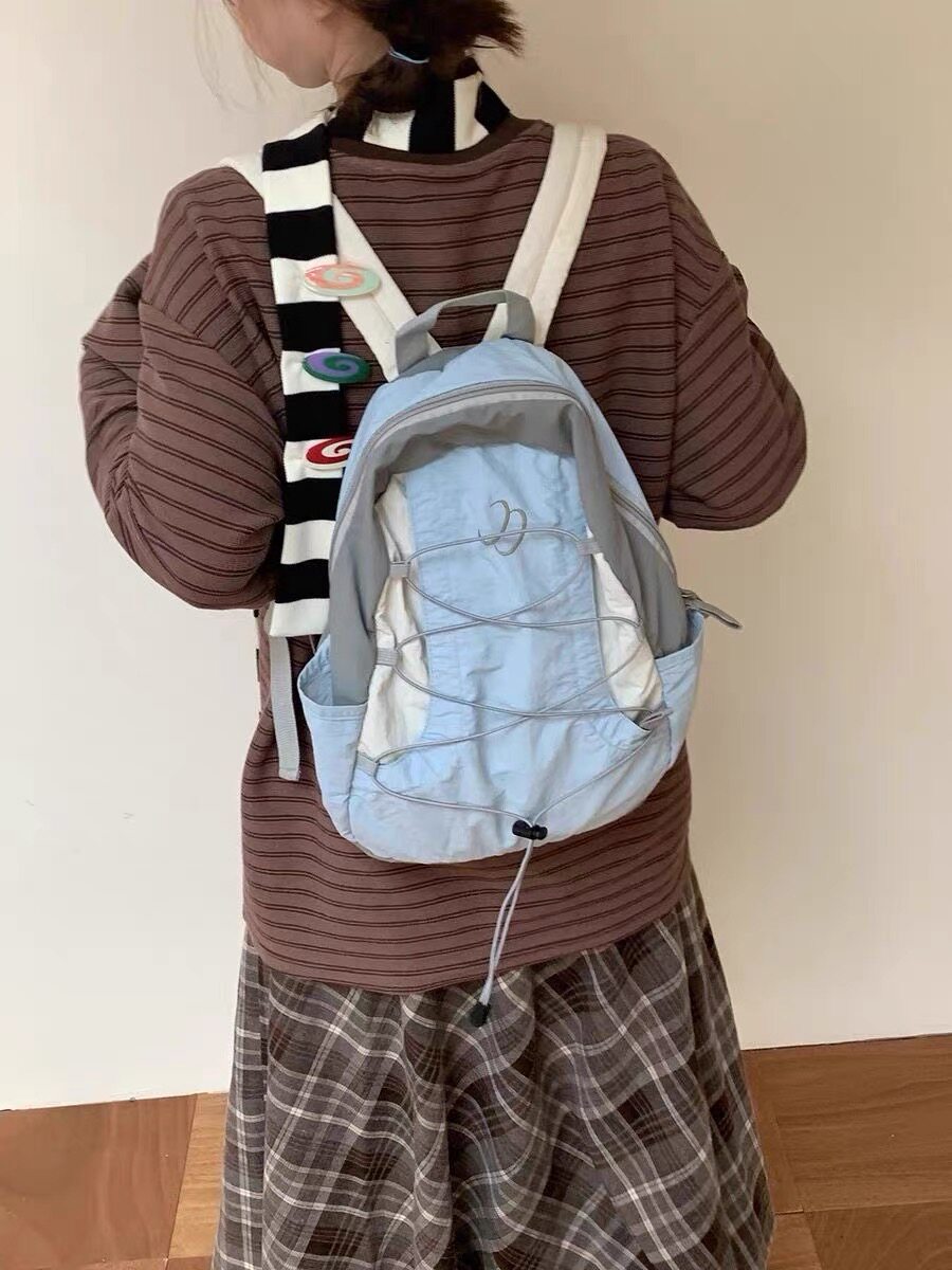 ライトムーンコードリュック