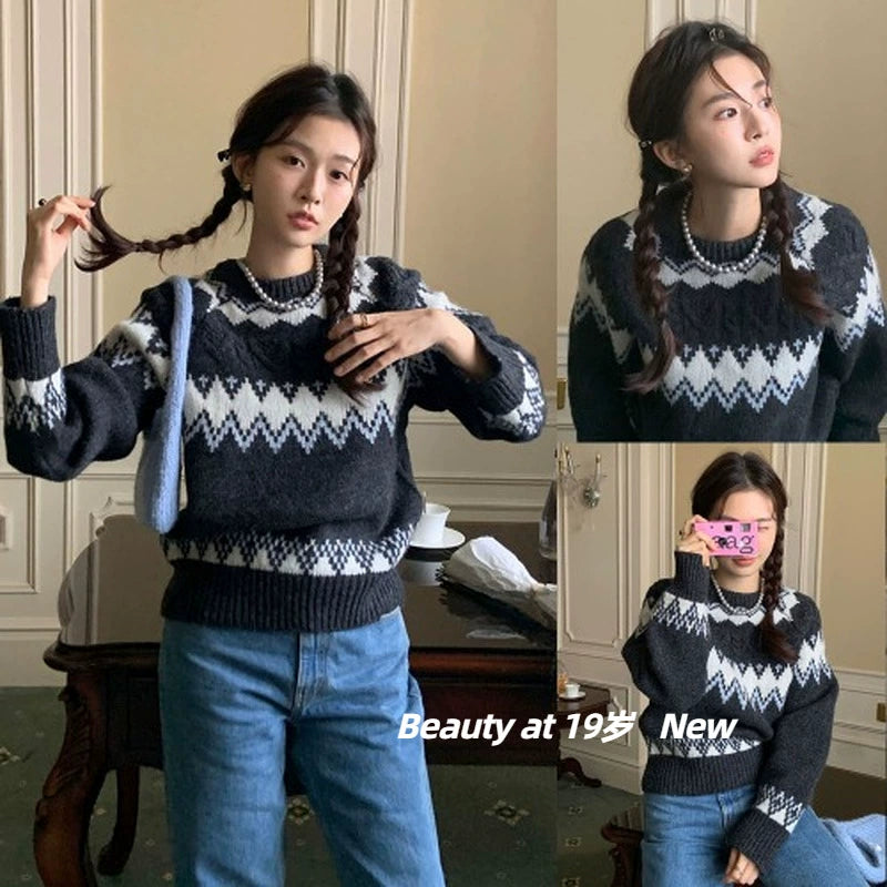 ソフトガーリーノルディックニット