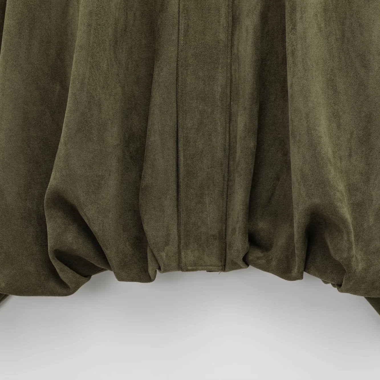 スプリングスエードボンバージャケット