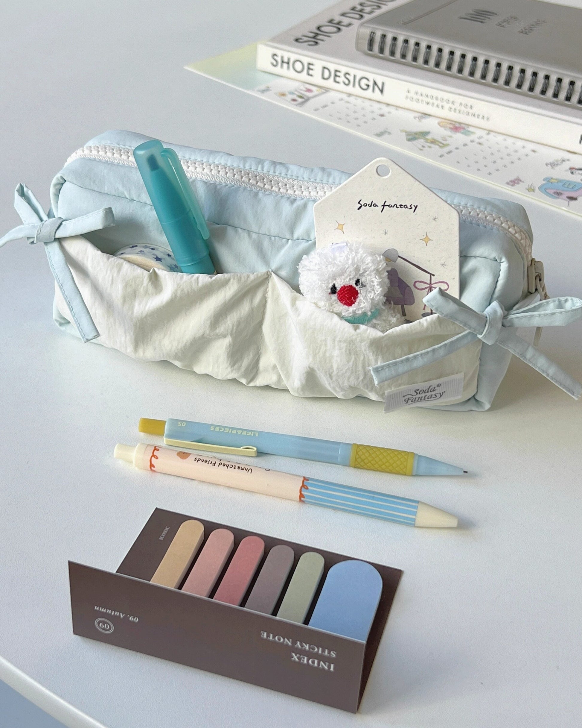 リボンフリル大容量ペンポーチ