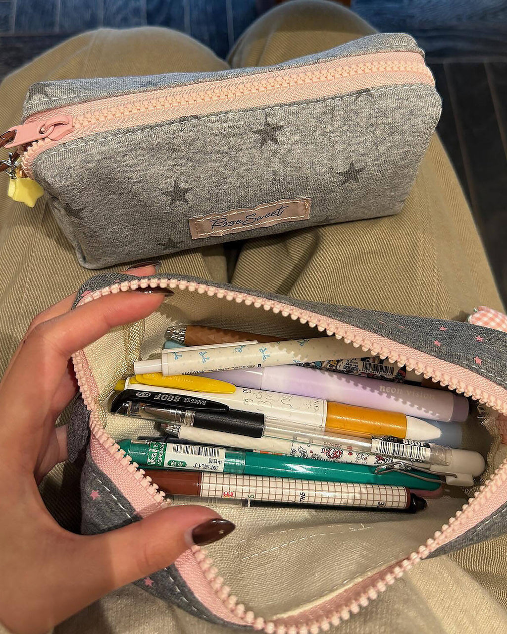 スタードット大容量ペンポーチ