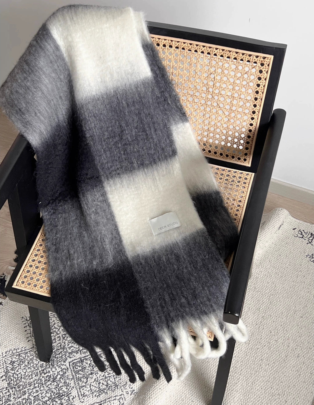 ミルキートーンブロックマフラー