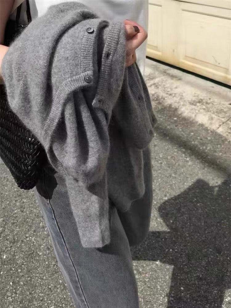 レトロウールカーディガン