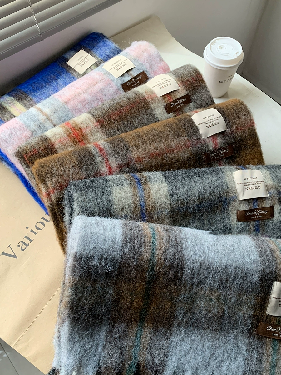 モヘアライクチェックマフラー