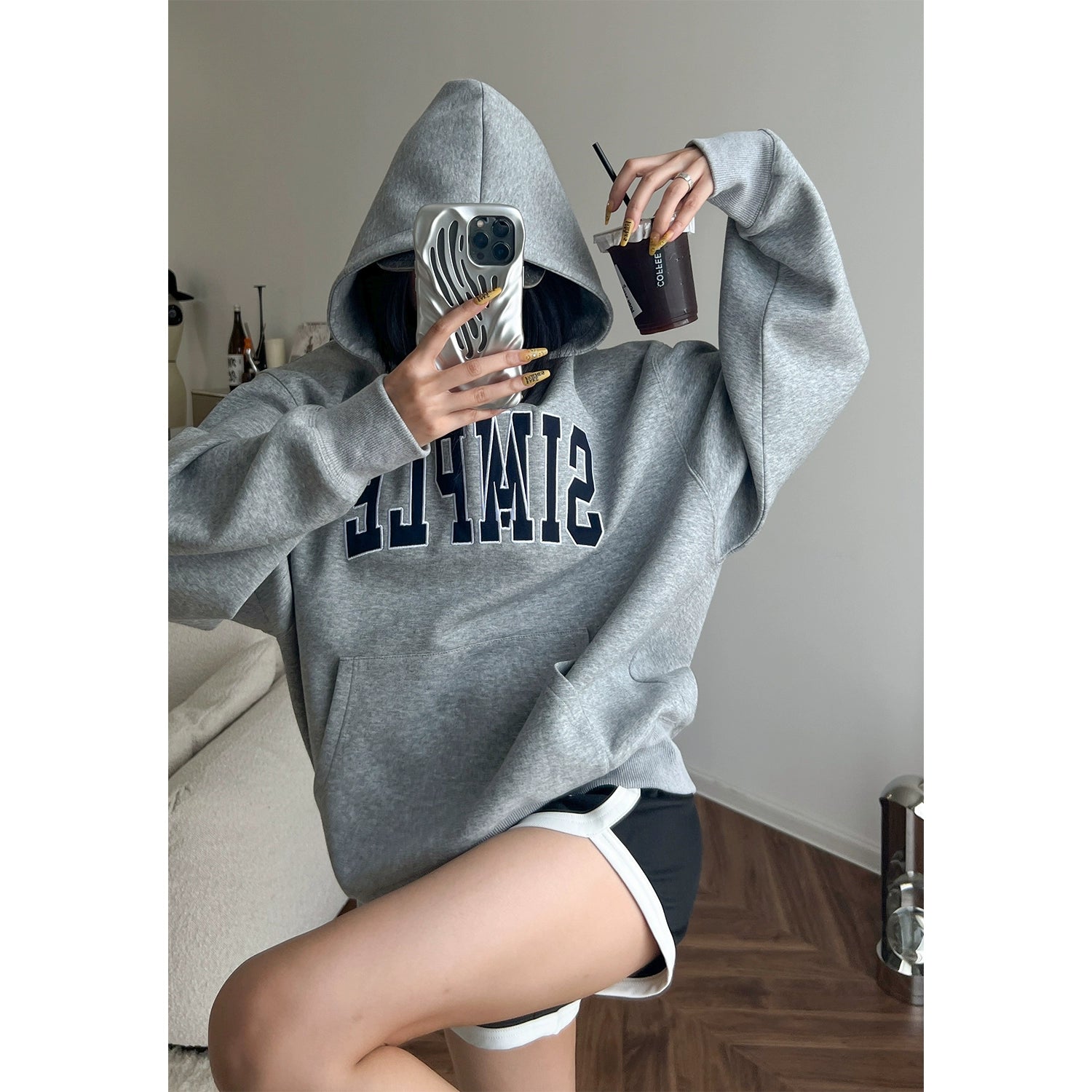 ヴィンテージレター刺繍シンプルスウェット