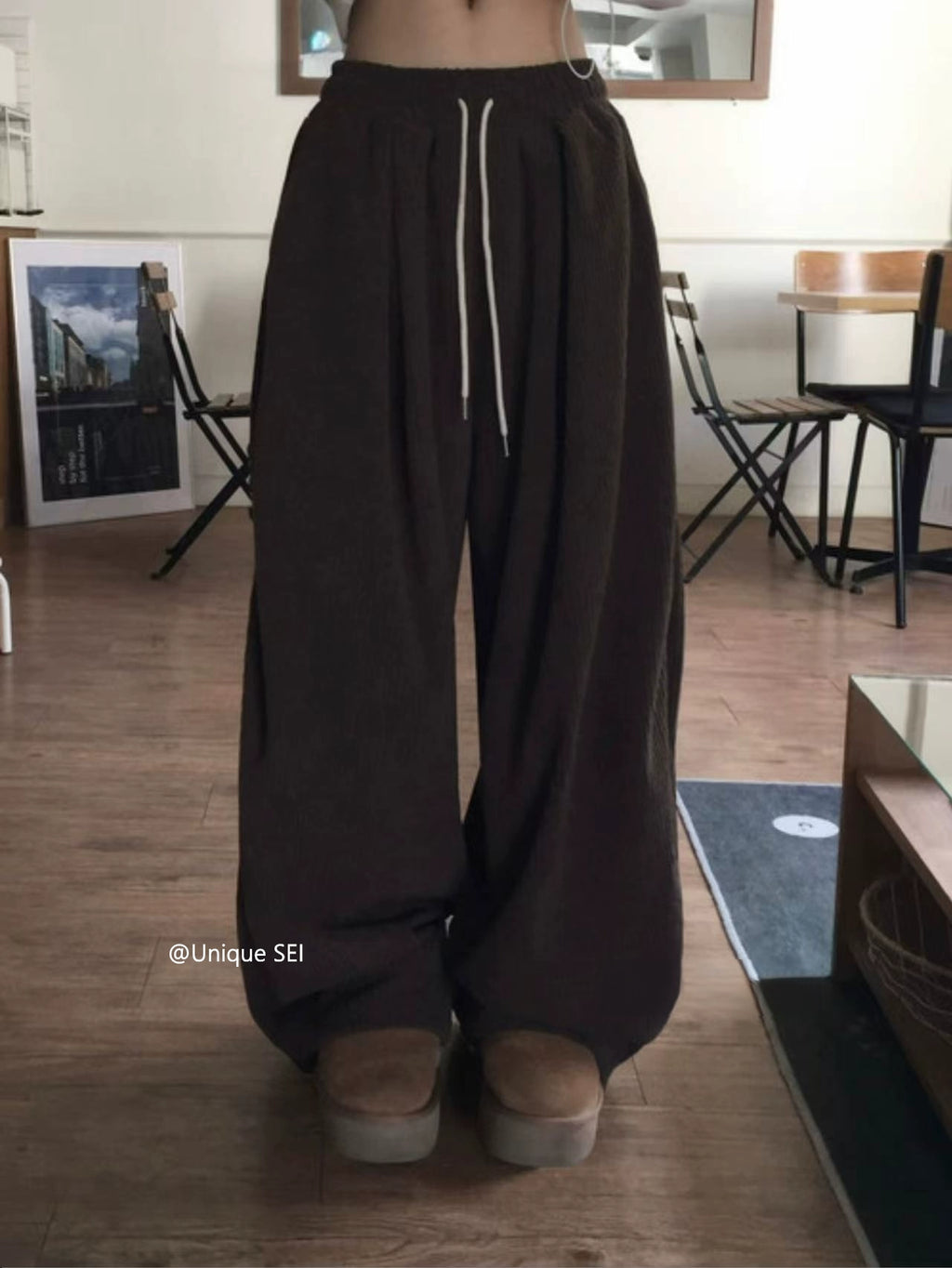 コーデュロイワイドレッグパンツ