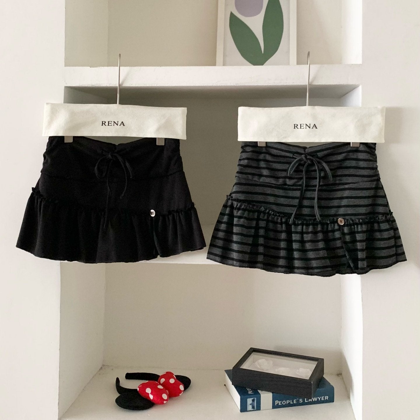 ストライプボタンフリルスカート