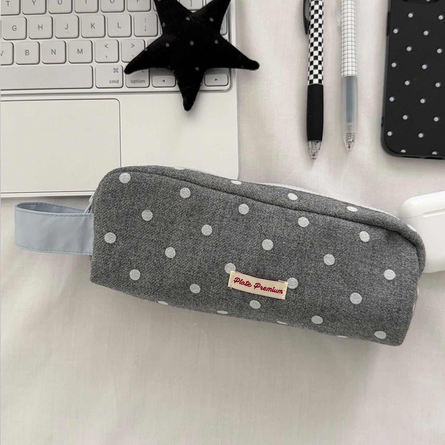 ドットスリムペンポーチ