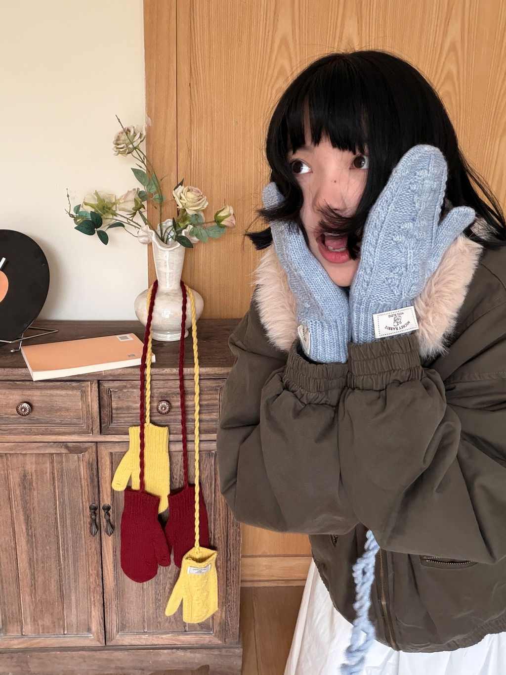 ツイストニットフィンガーラップグローブ