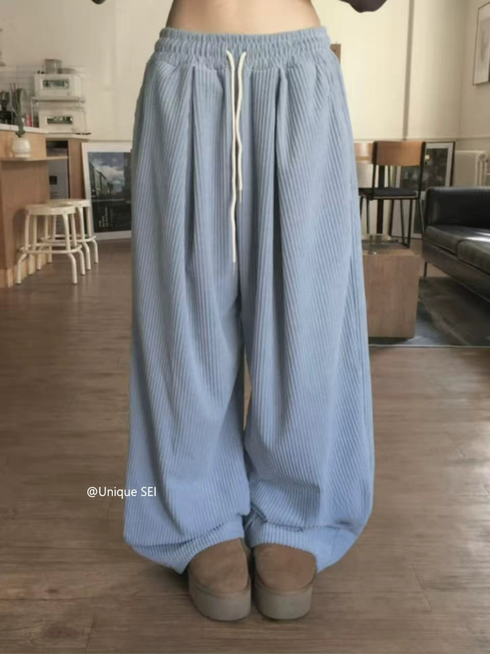 コーデュロイワイドレッグパンツ