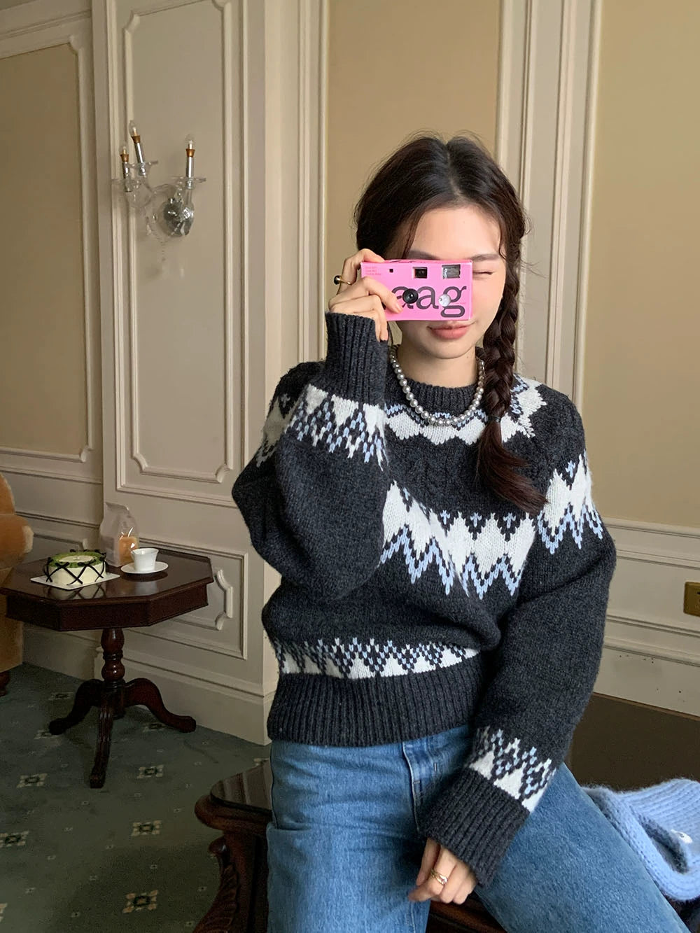 ソフトガーリーノルディックニット