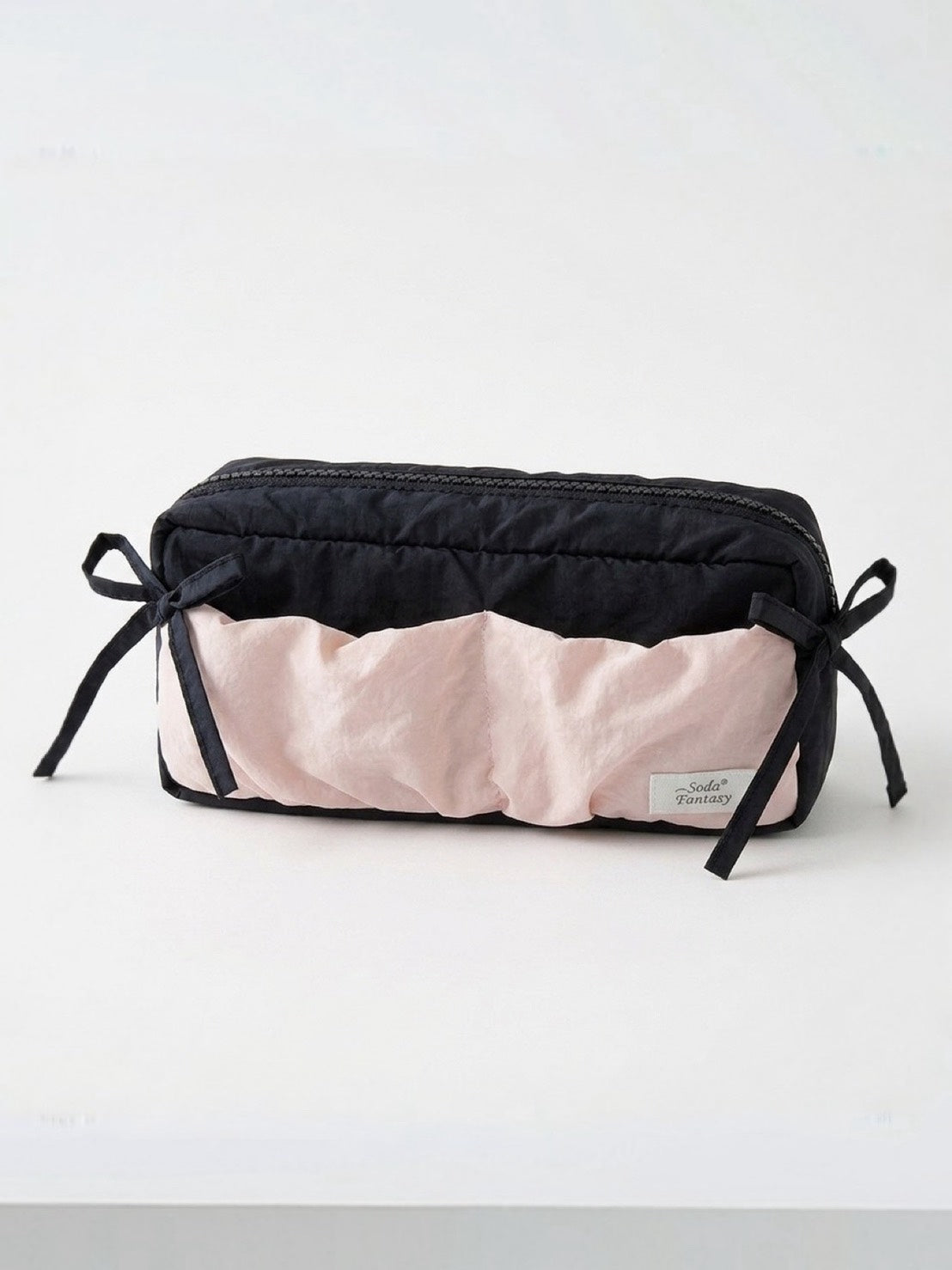 リボンフリル大容量ペンポーチ